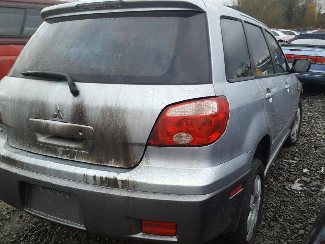 JA4LX31F55U036113 - 2005 MITSUBISHI OUTLANDER SILVER photo 4