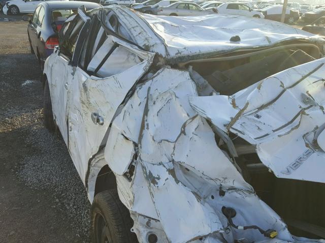 3N1CN7AP4FL955272 - 2015 NISSAN VERSA S WHITE photo 10