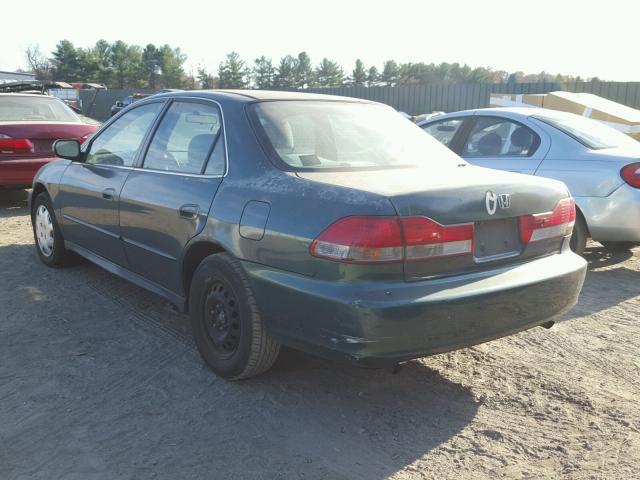 1HGCG16472A043595 - 2002 HONDA ACCORD LX GREEN photo 3