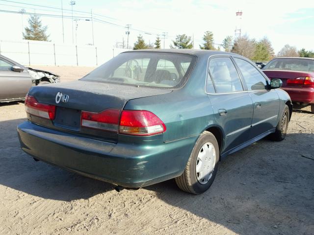 1HGCG16472A043595 - 2002 HONDA ACCORD LX GREEN photo 4