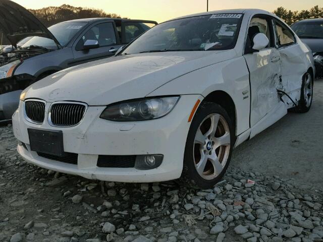 WBAWC335X9PU83394 - 2009 BMW 328 XI WHITE photo 2