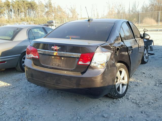 1G1PE5SB6F7242571 - 2015 CHEVROLET CRUZE LT BLACK photo 4