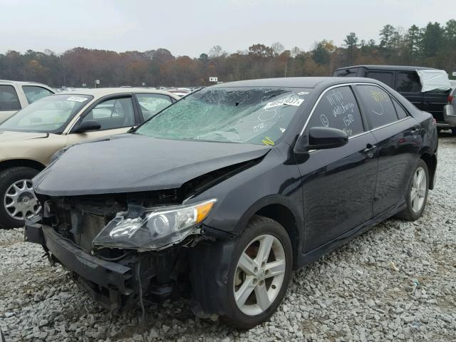 4T1BF1FKXCU164256 - 2012 TOYOTA CAMRY BASE BLACK photo 2