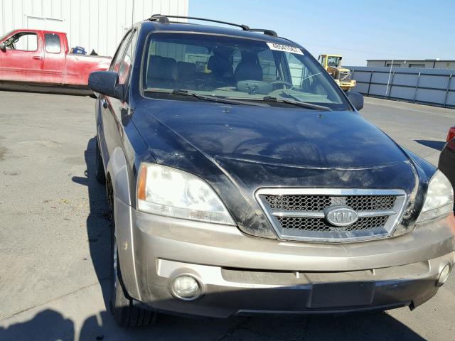 KNDJC733955395946 - 2005 KIA SORENTO EX TWO TONE photo 9