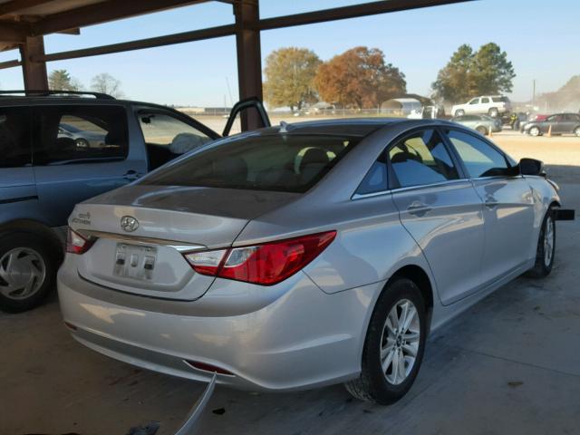 5NPEB4ACXBH015319 - 2011 HYUNDAI SONATA GLS SILVER photo 4