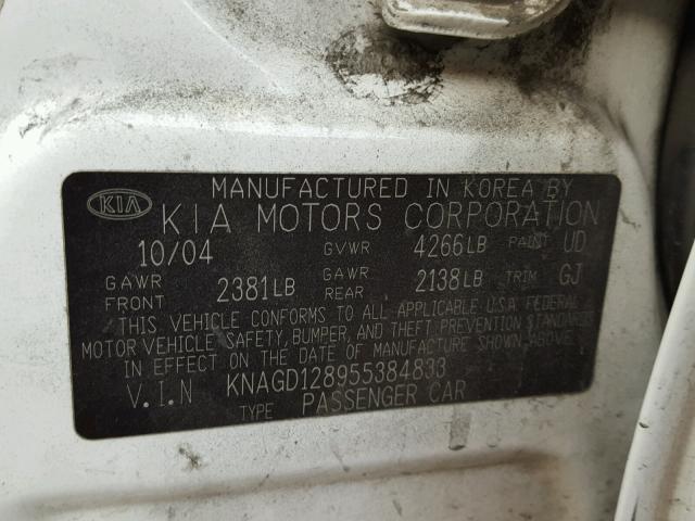 KNAGD128955384833 - 2005 KIA OPTIMA LX WHITE photo 10