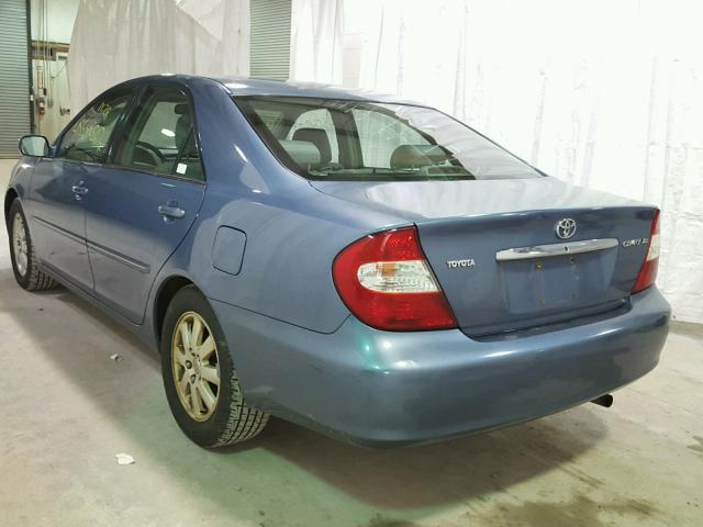 4T1BE30KX4U808184 - 2004 TOYOTA CAMRY LE BLUE photo 3