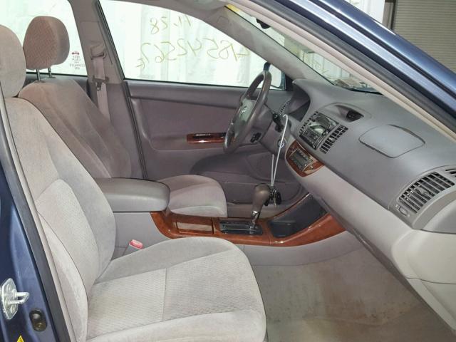 4T1BE30KX4U808184 - 2004 TOYOTA CAMRY LE 蓝色 照片 5