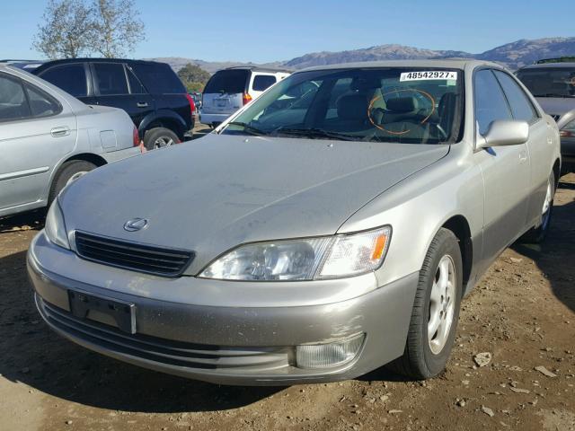 JT8BF22G8V5007042 - 1997 LEXUS ES 300 BEIGE photo 2