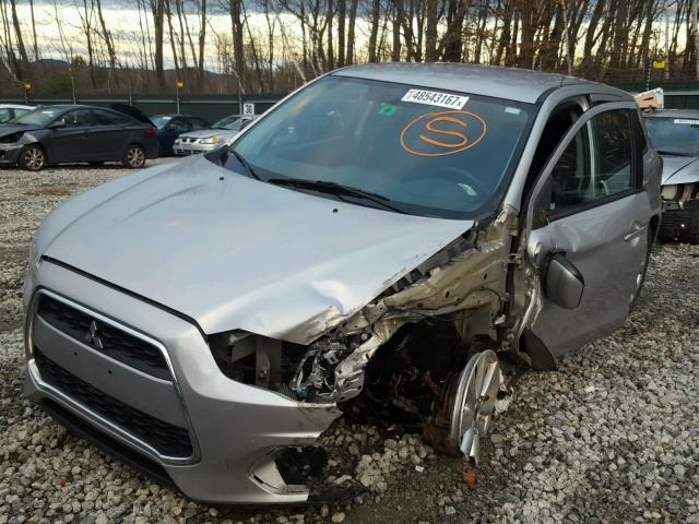 4A4AP3AU8EE002357 - 2014 MITSUBISHI OUTLANDER SILVER photo 2