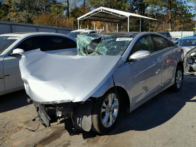 5NPEC4AC6DH647413 - 2013 HYUNDAI SONATA SE SILVER photo 2