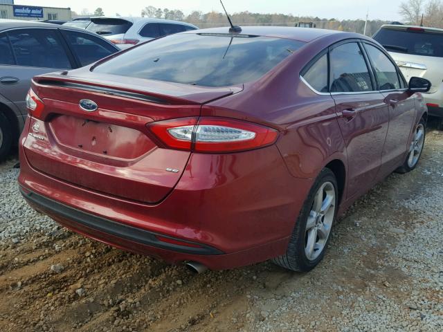 3FA6P0H72GR363875 - 2016 FORD FUSION SE RED photo 4