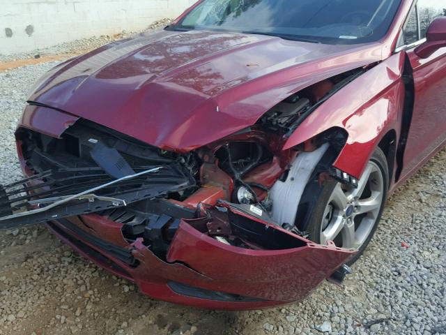 3FA6P0H72GR363875 - 2016 FORD FUSION SE RED photo 9