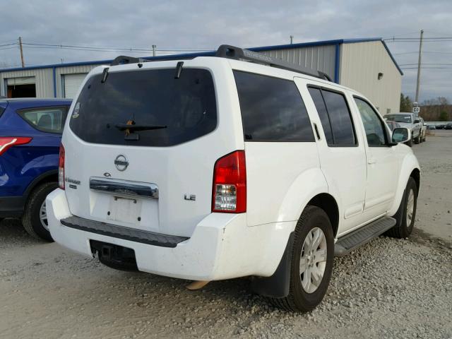 5N1AR18UX5C779464 - 2005 NISSAN PATHFINDER WHITE photo 4
