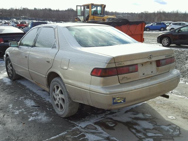 JT2BG22K2X0308966 - 1999 TOYOTA CAMRY LE ოქროსფერი ფოტო 3