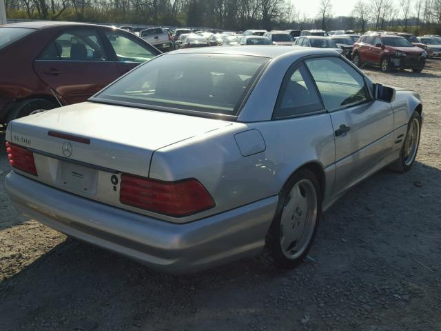 WDBFA67F1VF144499 - 1997 MERCEDES-BENZ SL 500 SILVER photo 4