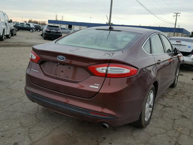 3FA6P0HD4GR104052 - 2016 FORD FUSION SE BURGUNDY photo 4