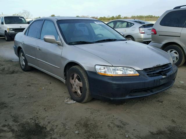 1HGCG5656XA000437 - 1999 HONDA ACCORD EX GOLD photo 1