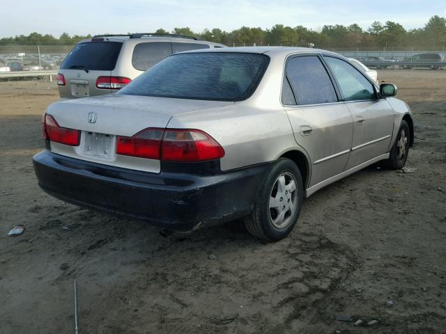 1HGCG5656XA000437 - 1999 HONDA ACCORD EX GOLD photo 4