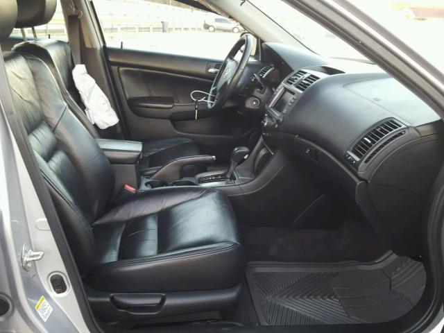 1HGCM56757A027235 - 2007 HONDA ACCORD EX SILVER photo 5