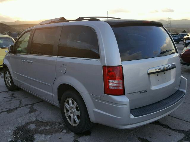 2A8HR54P78R698971 - 2008 CHRYSLER TOWN & COU SILVER photo 3