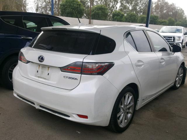 JTHKD5BH7D2156932 - 2013 LEXUS CT 200 WHITE photo 4