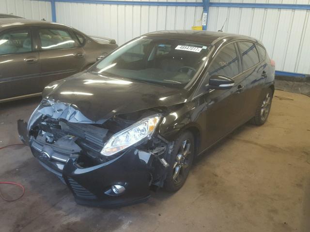 1FADP3K21DL139304 - 2013 FORD FOCUS SE BLACK photo 2