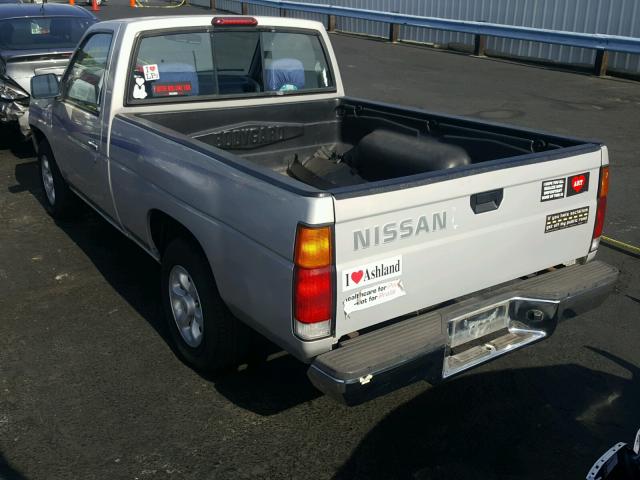 1N6SD11S6TC371148 - 1996 NISSAN TRUCK BASE GRAY photo 3