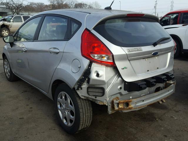 3FADP4EJ4CM170214 - 2012 FORD FIESTA SE SILVER photo 3