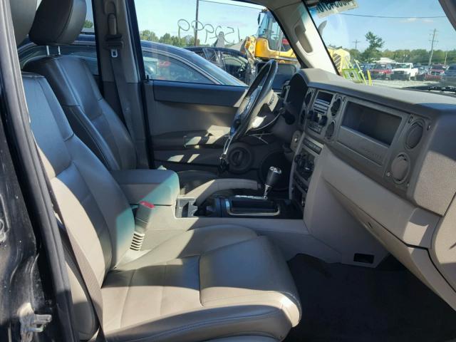 1J8HG48K36C363100 - 2006 JEEP COMMANDER BLACK photo 5