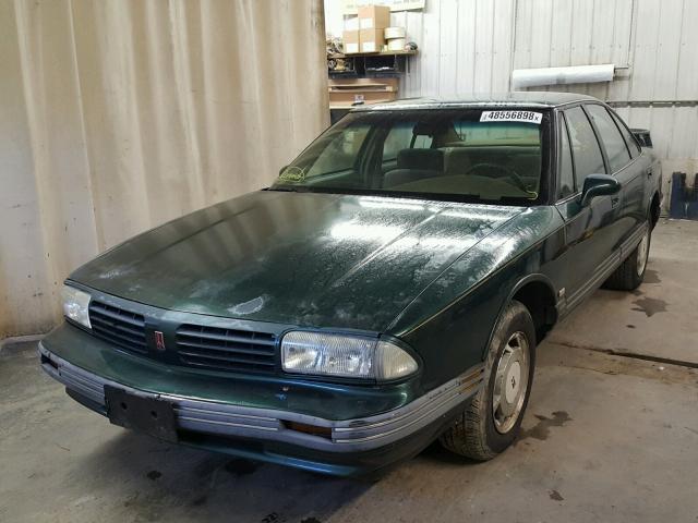 1G3HN52L0R4807665 - 1994 OLDSMOBILE 88 ROYALE GREEN photo 2