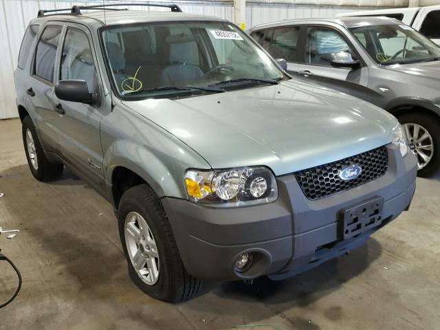 1FMYU95H85KC46019 - 2005 FORD ESCAPE HEV GREEN photo 1