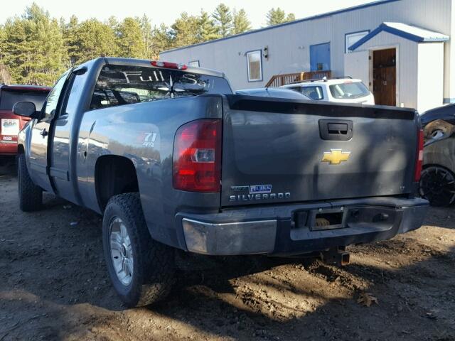 1GCRKSE38BZ163283 - 2011 CHEVROLET SILVERADO GRAY photo 3