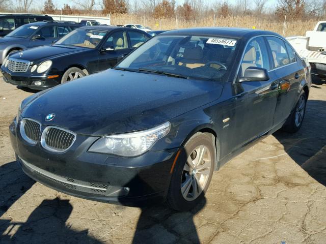 WBANV1C52AC388771 - 2010 BMW 528 XI BLACK photo 2