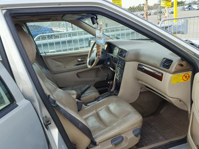 YV1LS61J4Y2663986 - 2000 VOLVO S70 BASE BEIGE photo 5