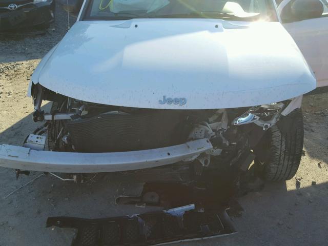 1J4NT1FA9BD260213 - 2011 JEEP COMPASS SP თეთრი ფოტო 7
