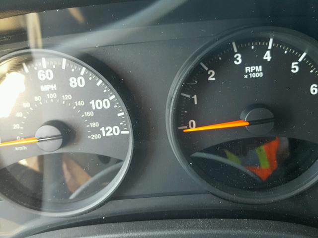 1J4NT1FA9BD260213 - 2011 JEEP COMPASS SP თეთრი ფოტო 8