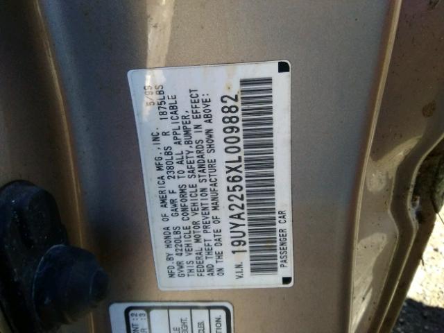 19UYA2256XL009882 - 1999 ACURA 3.0CL Beige foto 10