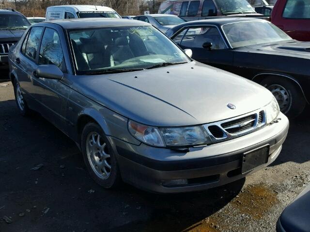 YS3ED45E113045379 - 2001 SAAB 9-5 GRAY photo 1