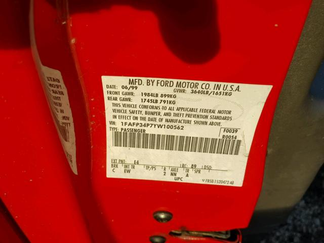 1FAFP34P7YW100562 - 2000 FORD FOCUS SE RED photo 10