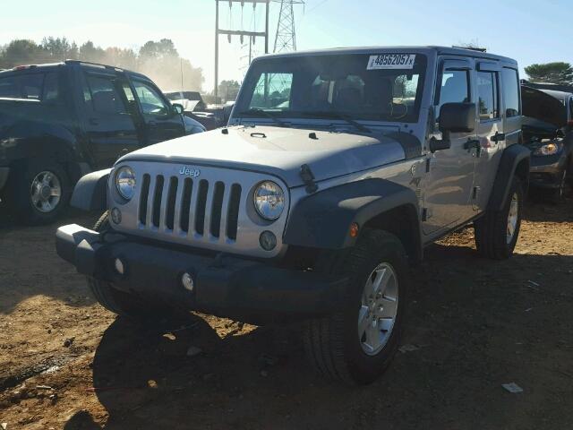 1C4BJWDG5GL118165 - 2016 JEEP WRANGLER U SILVER photo 2