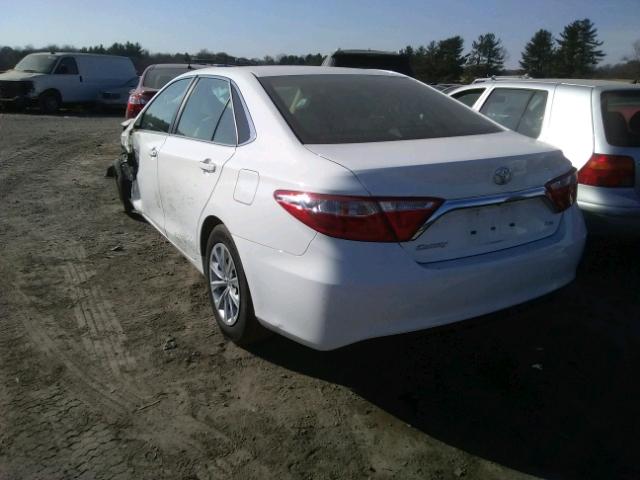 4T4BF1FK0GR521777 - 2016 TOYOTA CAMRY LE WHITE photo 3