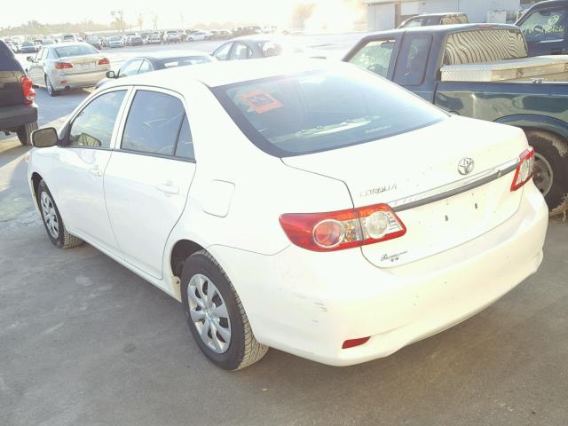 5YFBU4EE7DP184504 - 2013 TOYOTA COROLLA BA WHITE photo 3