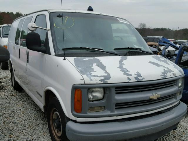 1GCFG25W8W1100333 - 1998 CHEVROLET EXPRESS G2 WHITE photo 1