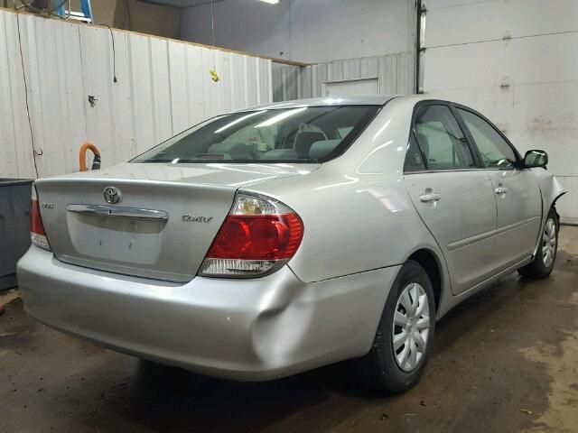 4T1BE32K75U605302 - 2005 TOYOTA CAMRY LE 银色 照片 4