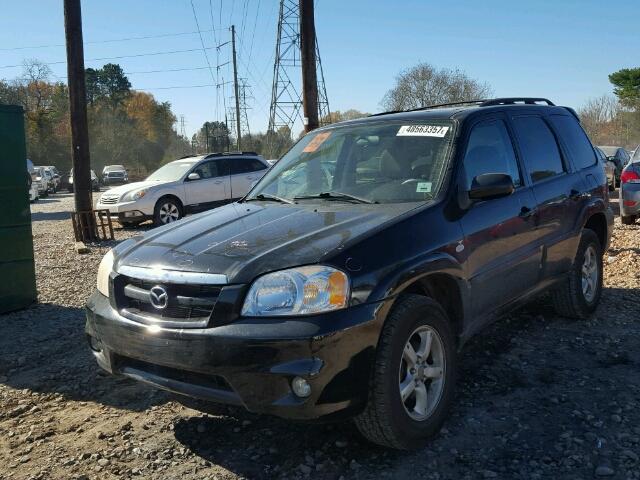 4F2YZ04186KM03183 - 2006 MAZDA TRIBUTE S BLACK photo 2