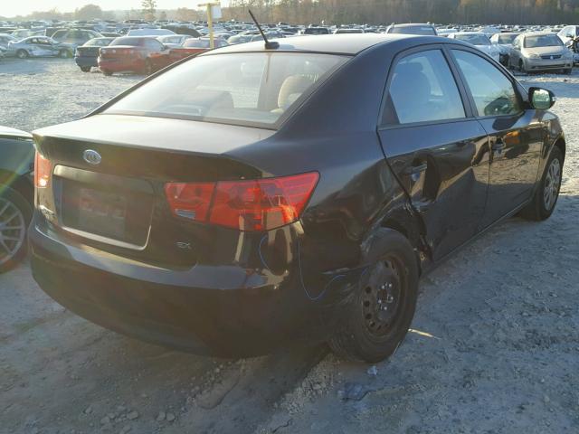 KNAFU4A28A5833021 - 2010 KIA FORTE EX BLACK photo 4