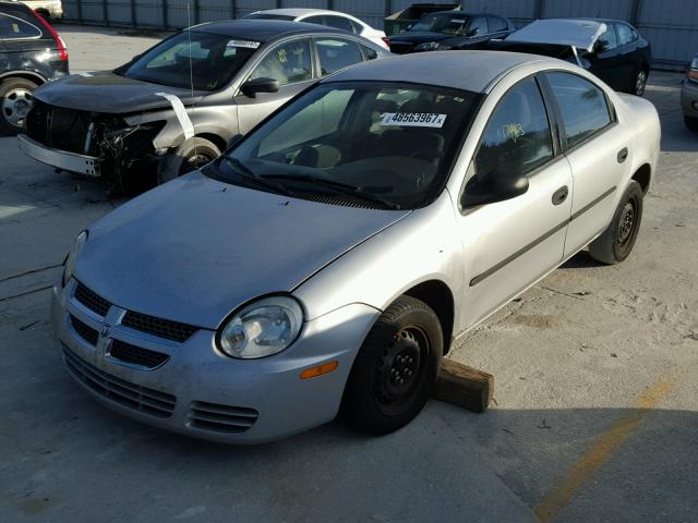 1B3ES26CX4D546267 - 2004 DODGE NEON BASE SILVER photo 2