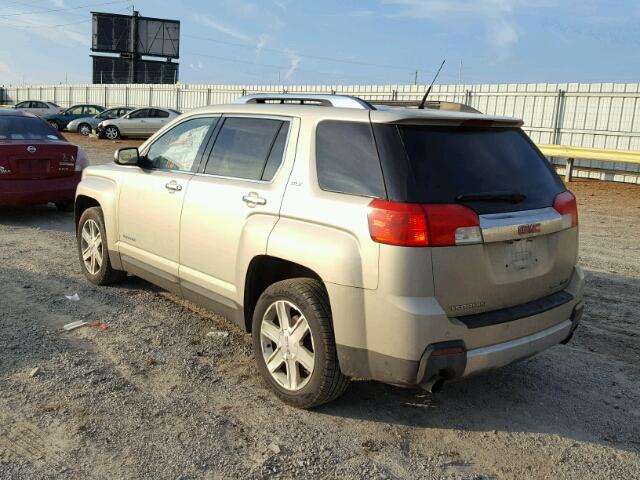 2CTFLXE53B6440226 - 2011 GMC TERRAIN SL GOLD photo 3