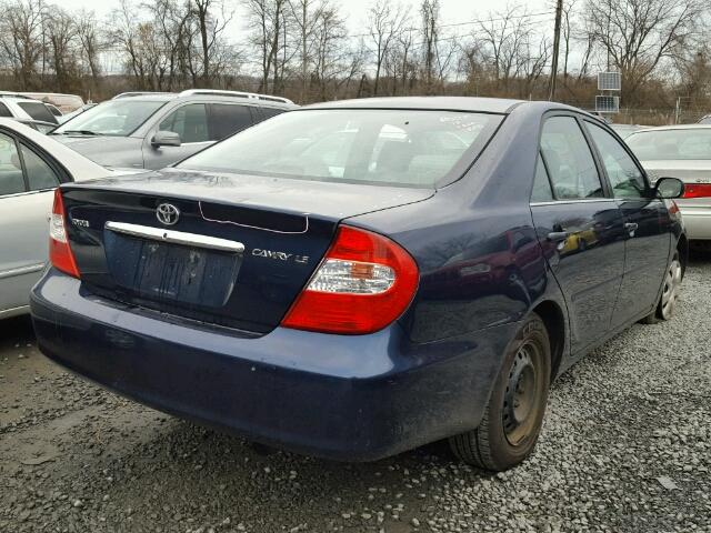 4T1BE32K63U235330 - 2003 TOYOTA CAMRY LE BLUE photo 4